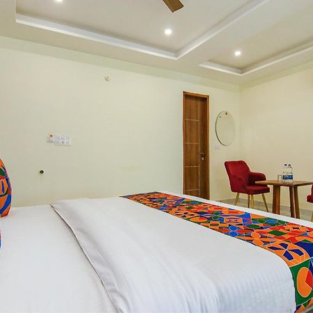 Fabhotel Meridian Inn Mohali Exterior photo