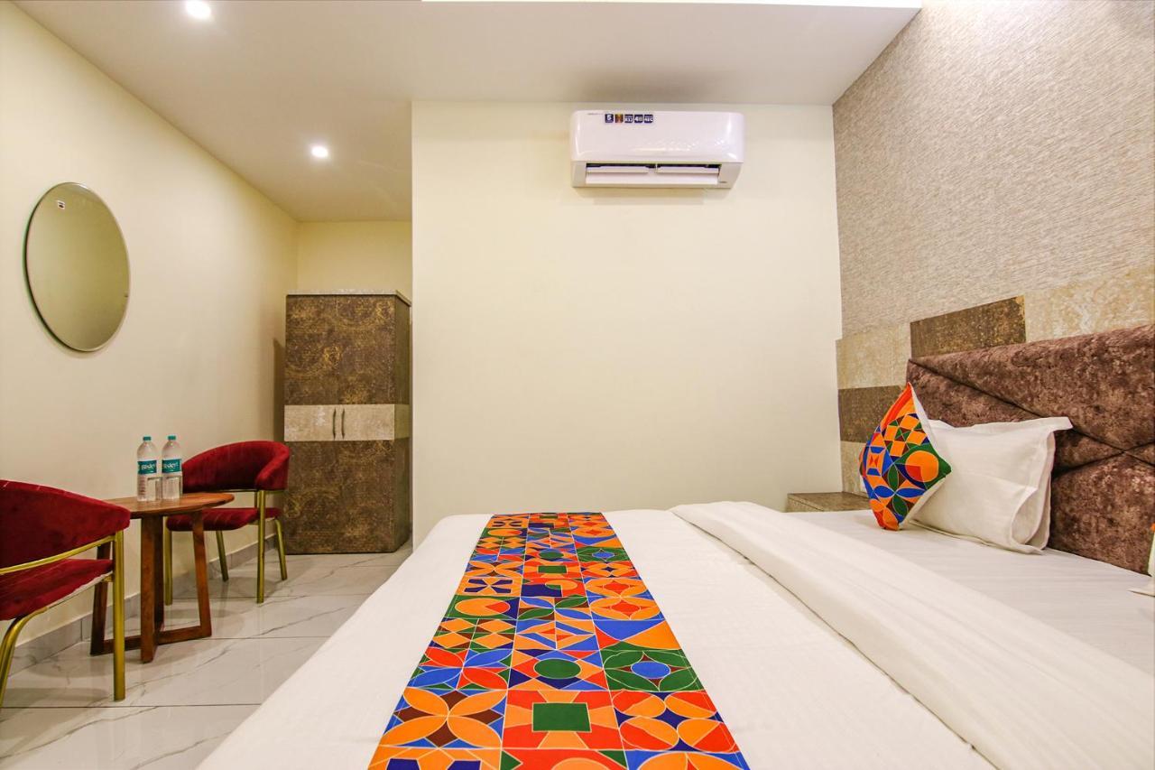 Fabhotel Meridian Inn Mohali Exterior photo